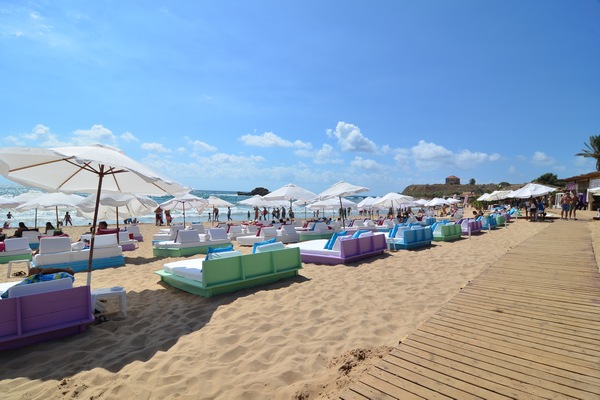 Sunday At Edde Sands